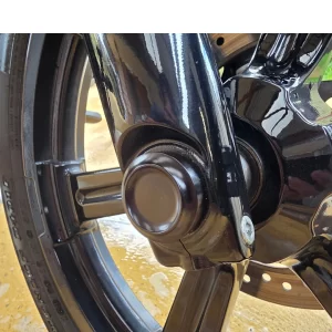 Harley Softail Fatboy Street Bob Breakout Premium Front Axle Nut Cover Cap — Black Aluminium (2018 & Up)